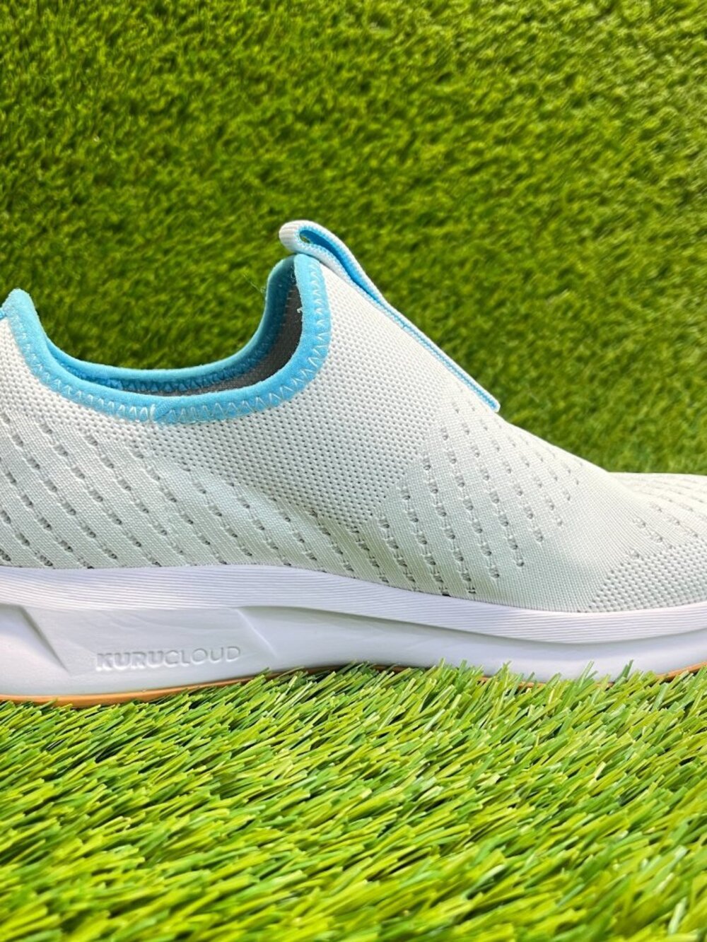Kuru Atom Slip On Womens Size 7.5 White Blue Gum Athletic Walking Shoes Sneakers - Picture 4 of 10